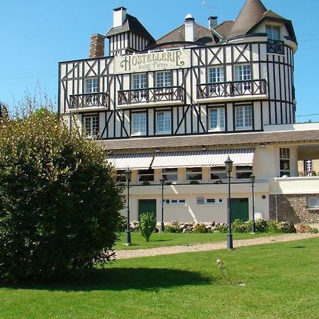 Logis Hostellerie Saint Pierre Exterior foto